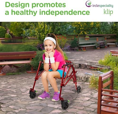 Posterior rollator with integrated flip up seat — photo 3
